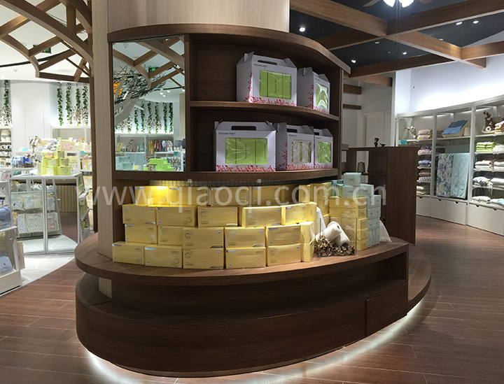 全棉時代—包柱柜